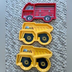 Funwares Kids Truck Plates Fire Truck And Construction Truck Divided Plates X3